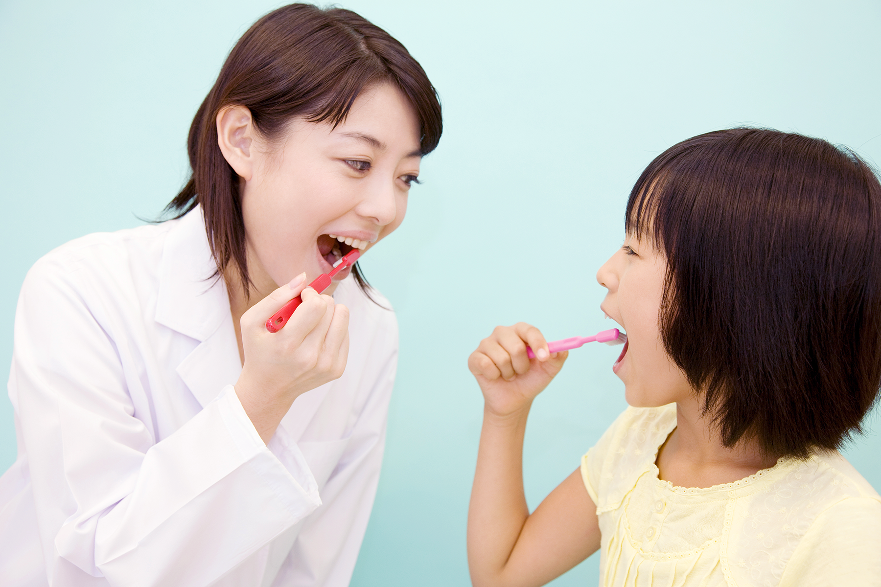歯磨きを嫌がらせないコツ